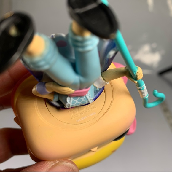 Funko POP Vinyl Figure from Toy Story4- Little Bo Peep #524 - Picture 2 of 6